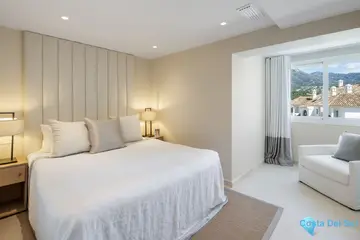 3 bedroom Apartment for Sale in The Golden Mile-55547