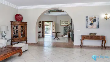 9 bedroom House for Sale in Estepona-55644