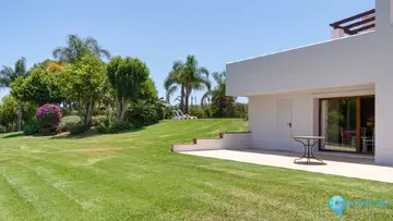 9 bedroom House for Sale in Estepona-55653