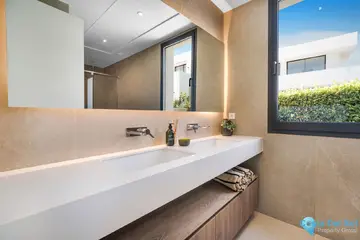 6 bedroom House for Sale in Río Real-55749