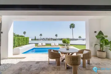 5 bedroom House for Sale in Benahavís