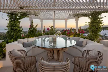 4 bedroom Apartment for Sale in Marbella-55781