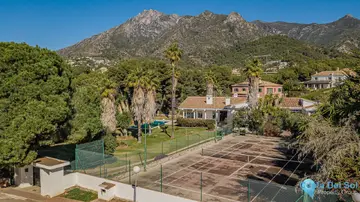 7 bedroom House for Sale in Marbella-55816