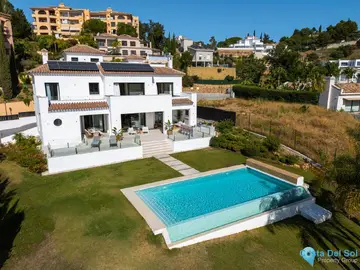 5 bedroom House for Sale in Elviria-55859