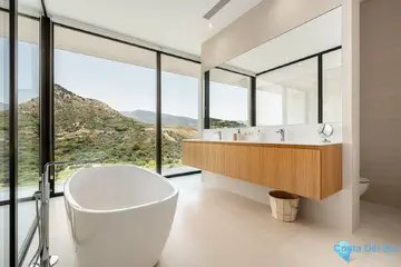 4 bedroom House for Sale in Benahavís-55977