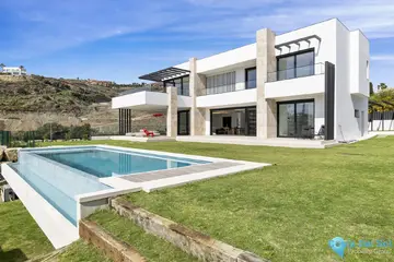 4 bedroom House for Sale in Benahavís