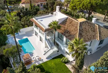 4 bedroom House for Sale in Marbesa