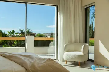 5 bedroom House for Sale in Nueva Andalucía-56313