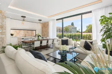 6 bedroom House for Sale in San Pedro de Alcántara-56331