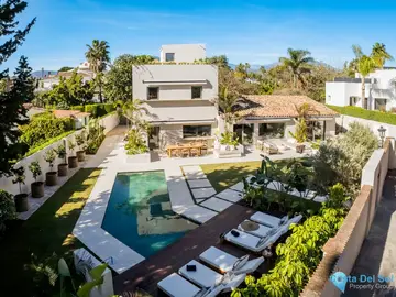 5 bedroom House for Sale in Cortijo Blanco-56349