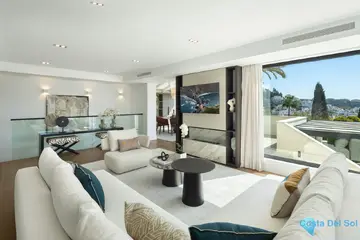 5 bedroom House for Sale in Nueva Andalucía-56376