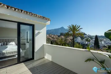 5 bedroom House for Sale in Nueva Andalucía-56378