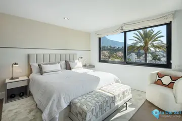 5 bedroom House for Sale in Nueva Andalucía-56379