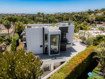 4 bedroom House for Sale in Nueva Andalucía-56413