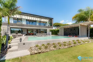4 bedroom House for Sale in Nueva Andalucía-56414