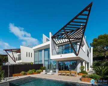 4 bedroom House for Sale in Sierra Blanca-56439