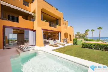 4 bedroom Apartment for Sale in New Golden Mile-56538