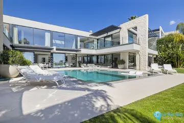 5 bedroom House for Sale in Benahavís