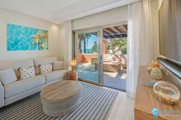 3 bedroom Apartment for Sale in Marbella-56641