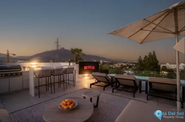 4 bedroom House for Sale in Nueva Andalucía-56663