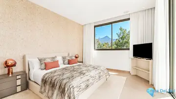 4 bedroom House for Sale in Nueva Andalucía-56793