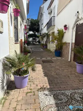 2 bedroom House for Sale in Estepona