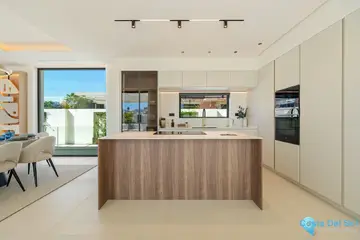 5 bedroom House for Sale in San Pedro de Alcántara-56902
