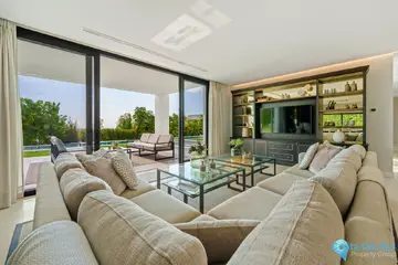 6 bedroom House for Sale in Benahavís-56948