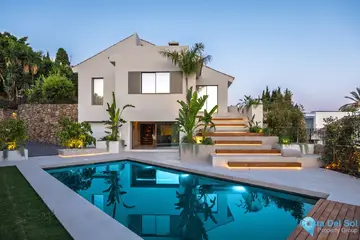 5 bedroom House for Sale in Nueva Andalucía-56964