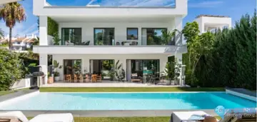 5 bedroom House for Sale in Marbella