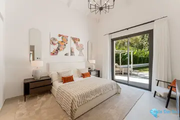 5 bedroom House for Sale in Marbella-57089