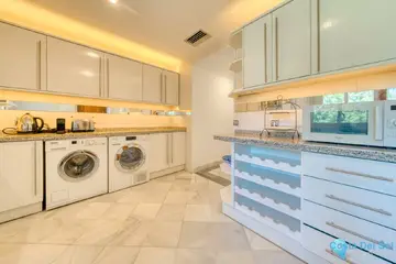 3 bedroom Apartment for Sale in Puerto Banús-57200