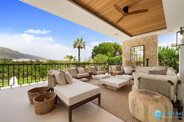 5 bedroom House for Sale in Nueva Andalucía-57206