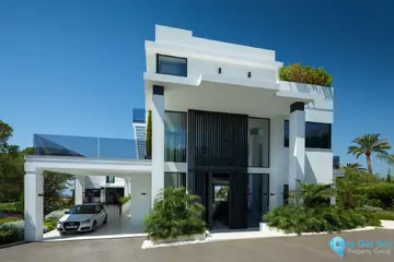 5 bedroom House for Sale in Marbella-57273