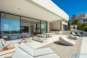 5 bedroom House for Sale in Marbella-57297