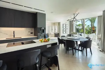 3 bedroom Apartment for Sale in The Golden Mile-57501