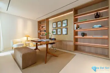 5 bedroom House for Sale in Marbella-57522