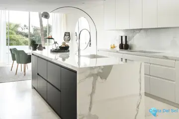 4 bedroom Apartment for Sale in The Golden Mile-57667
