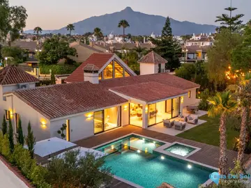 5 bedroom House for Sale in Marbella