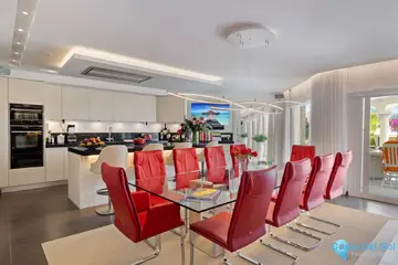 6 bedroom House for Sale in Marbella-57820