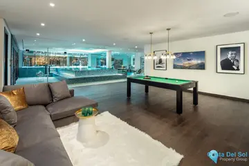 6 bedroom House for Sale in Nueva Andalucía-57921