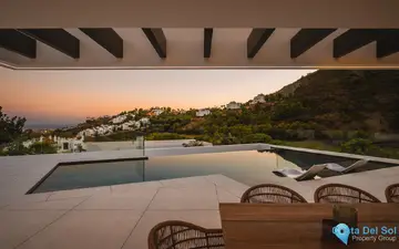 6 bedroom House for Sale in Benahavís-57924