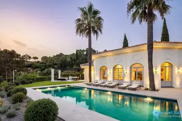 5 bedroom House for Sale in La Zagaleta-58043