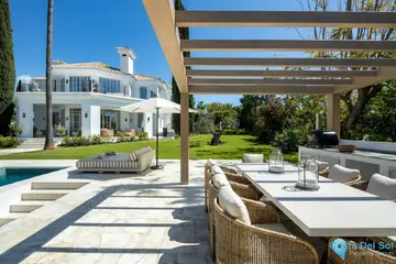 5 bedroom House for Sale in Marbella-58198