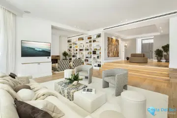 5 bedroom House for Sale in Marbella-58201