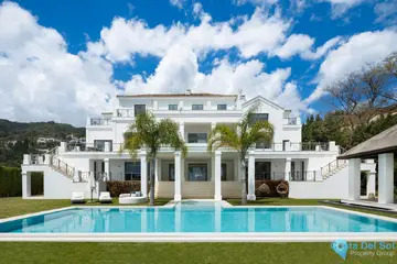 5 bedroom House for Sale in El Madroñal-58199