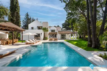 5 bedroom House for Sale in Marbella-58264