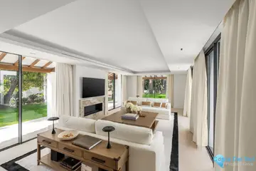 5 bedroom House for Sale in Marbella-58273