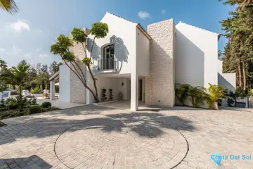 5 bedroom House for Sale in Marbella-58280