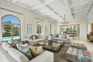 6 bedroom House for Sale in Nueva Andalucía-58358